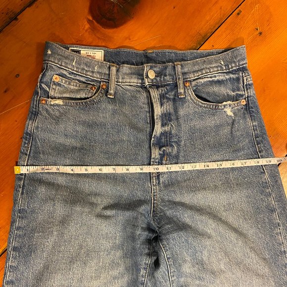 GAP Sky-High, Wide-Leg Jeans – Medium/Light Wash - Picture 4 of 10